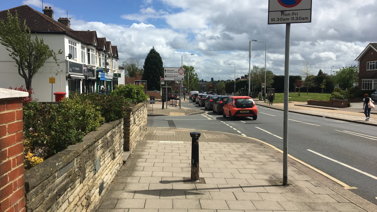 Upminster Road shops